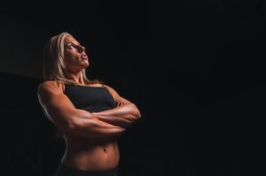 Moderne trainingsruimte van de beste sportschool in Zoetermeer met fitness apparatuur en groepslessen faciliteiten